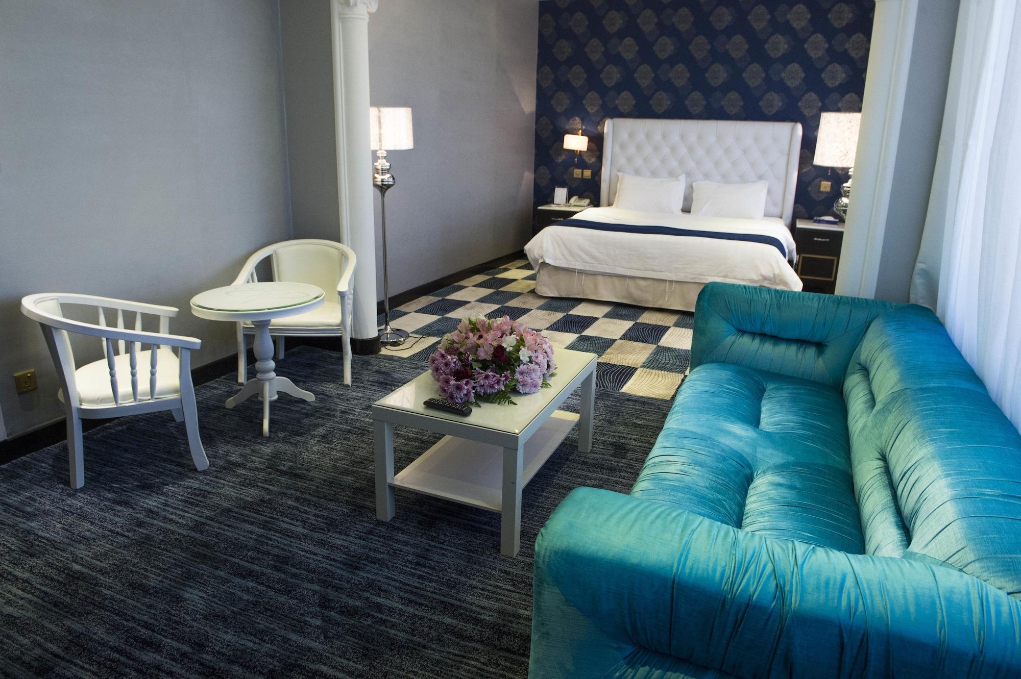 Madareem Hotel