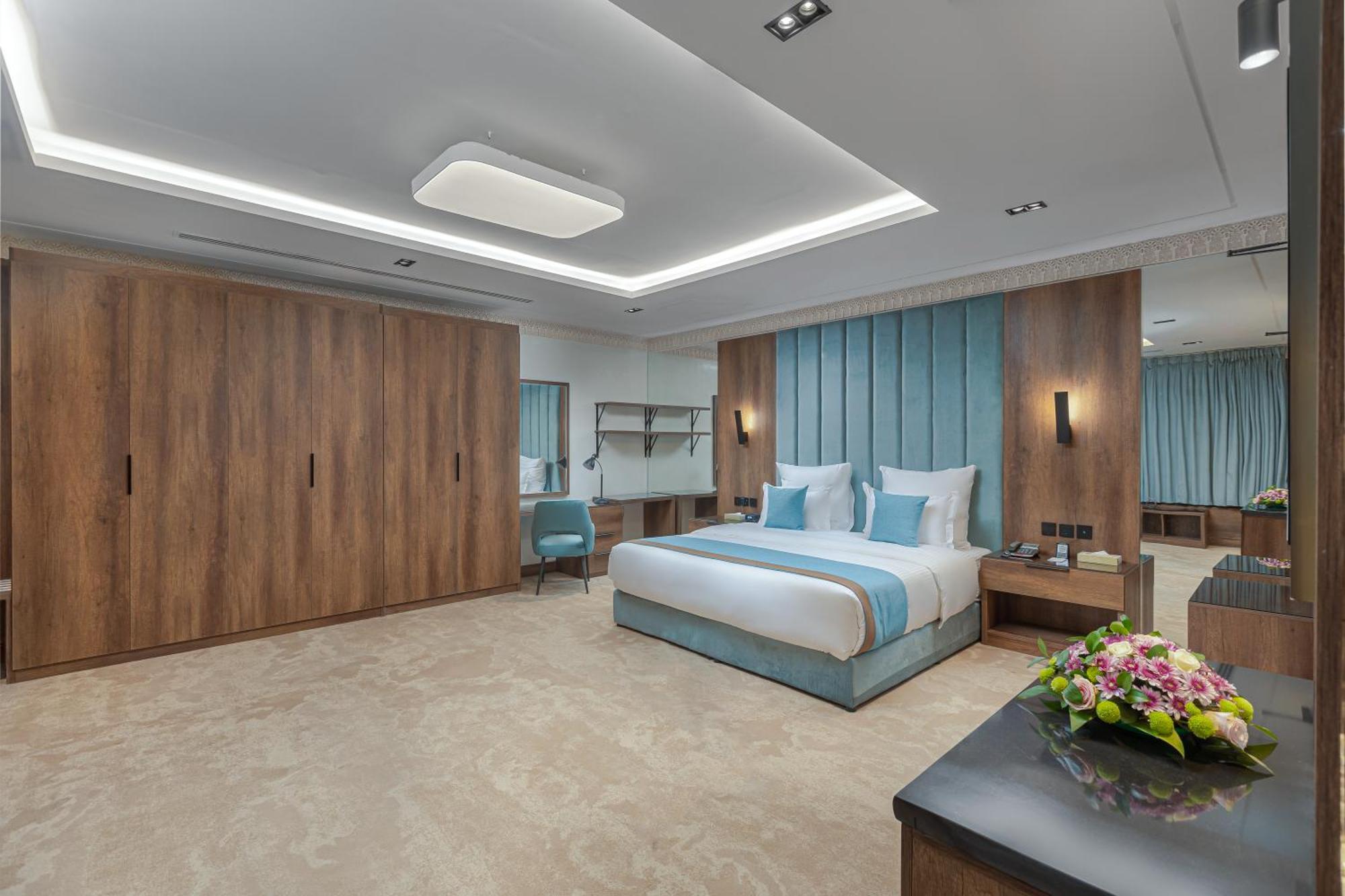 Hotel Madareem 4*